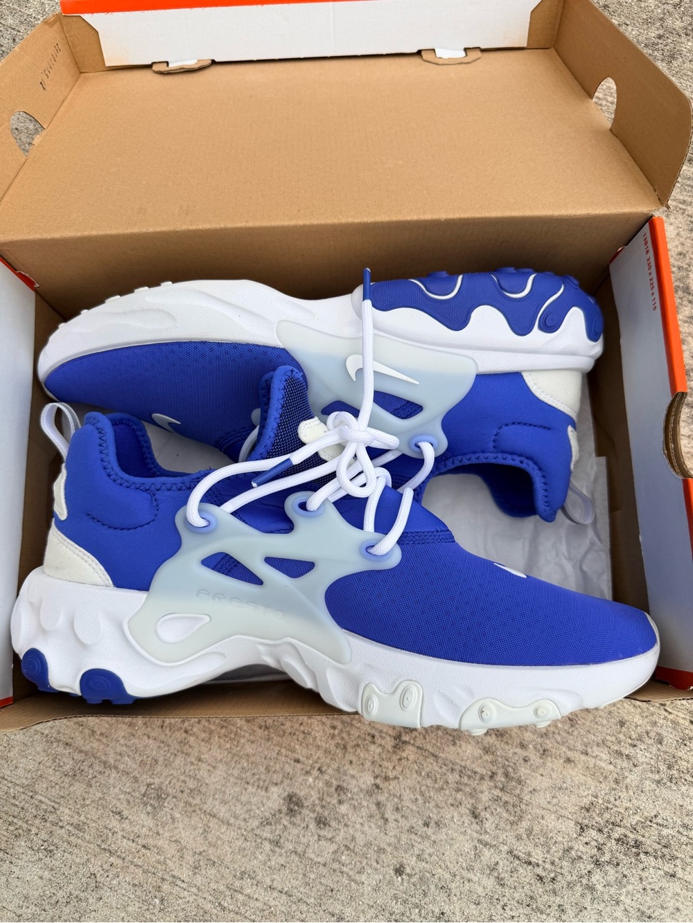 Men’s Athletic Sneakers with White Accents